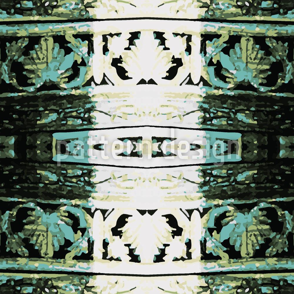 patterned-wallpaper-at-the-end-of-the-labyrinth