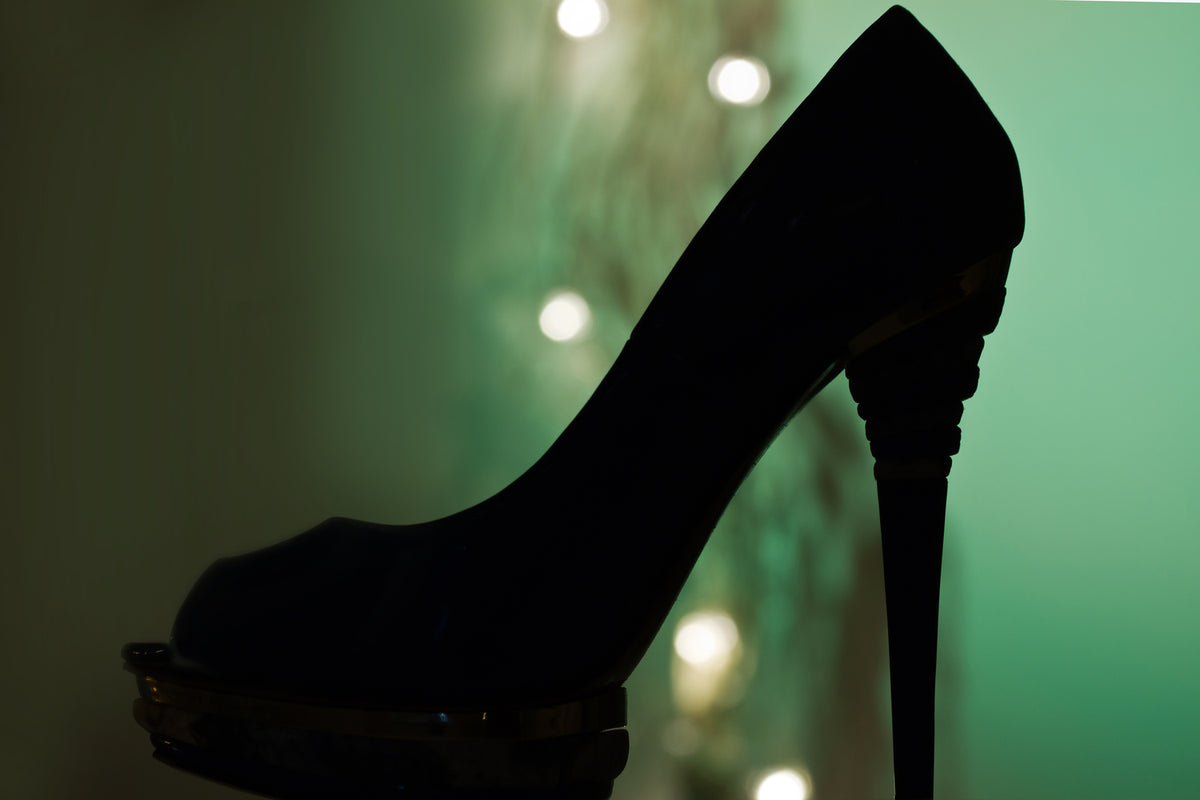 photo-wallpaper-black-high-heel