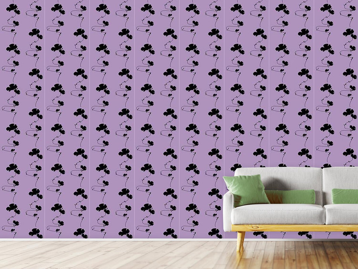 patterned-wallpaper-shadow-play-purple