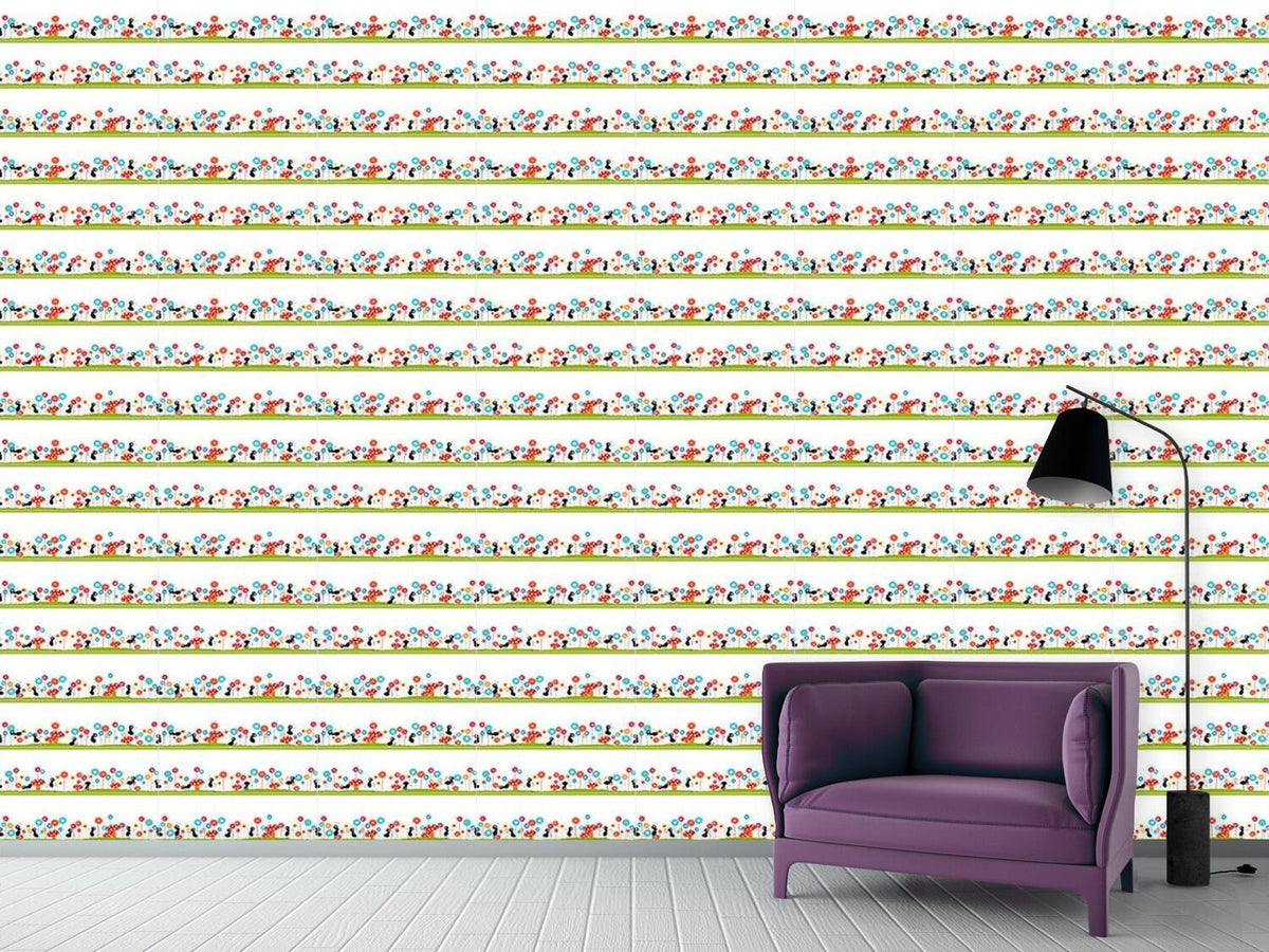 patterned-wallpaper-the-sweet-life-of-the-ants