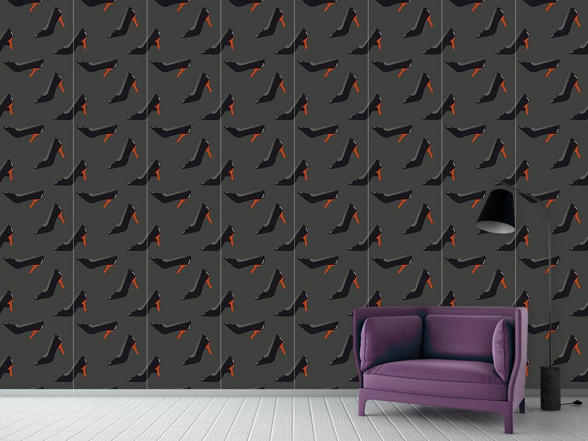 patterned-wallpaper-high-heels