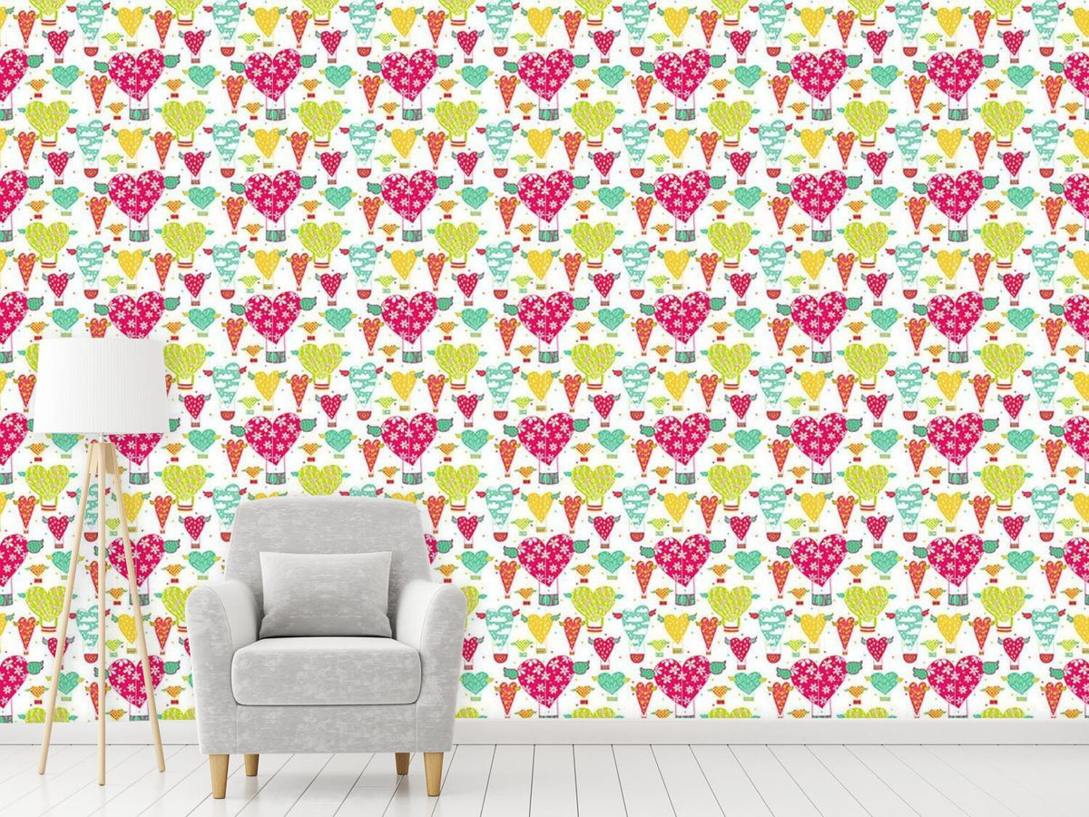 patterned-wallpaper-take-the-heart-balloon