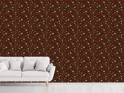 patterned-wallpaper-christmas-tree-decorations