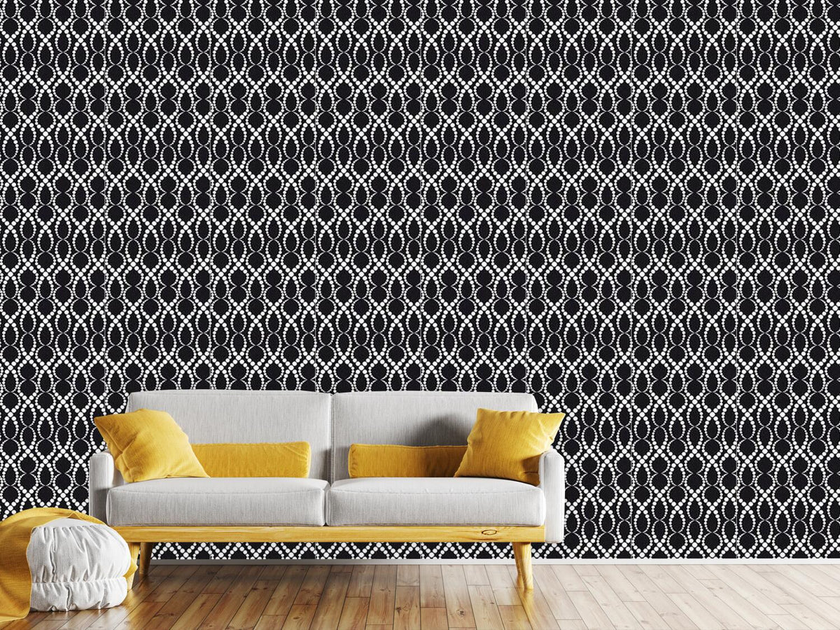 patterned-wallpaper-black-and-white-pearls