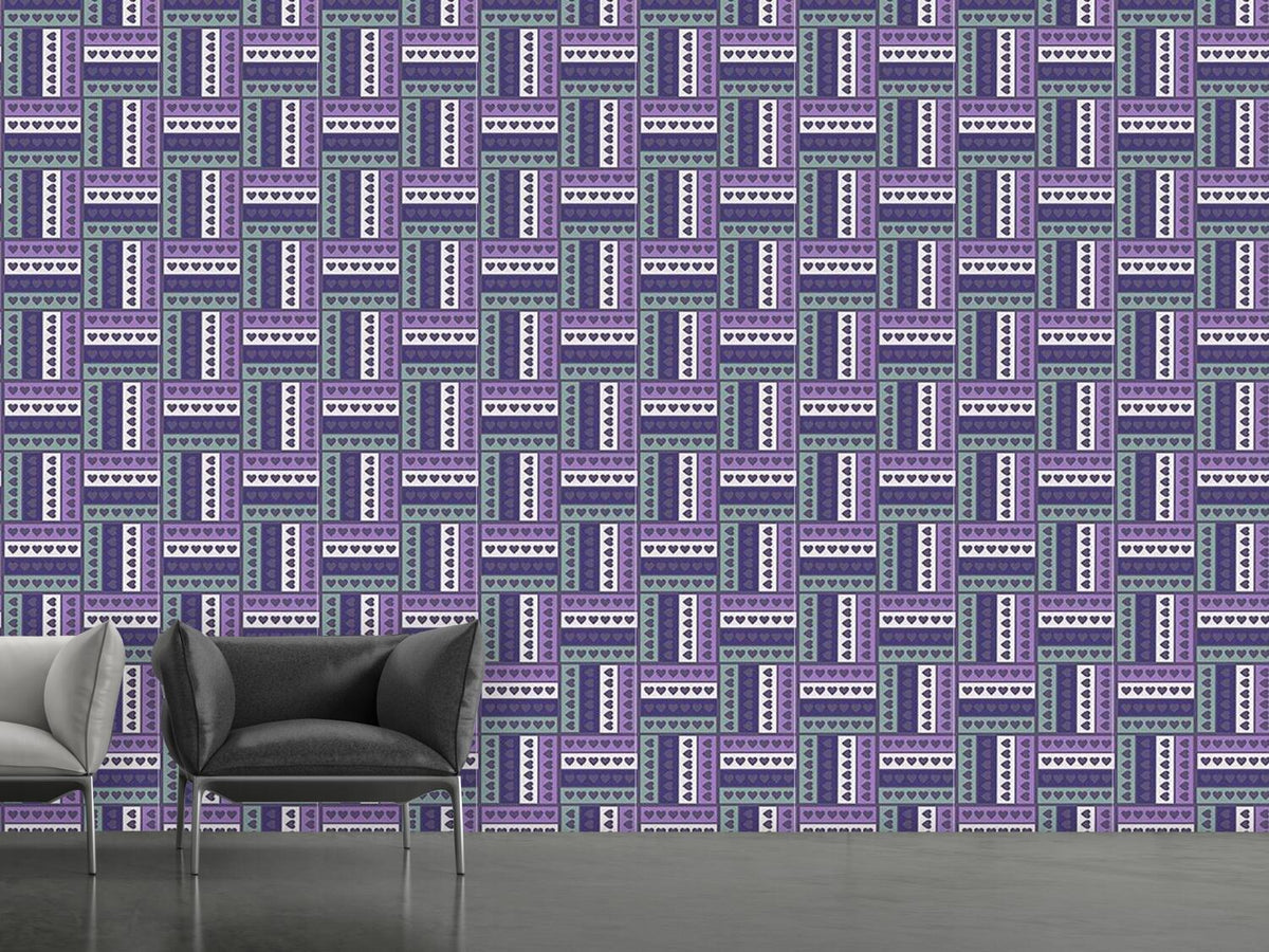 patterned-wallpaper-heart-on-stripe