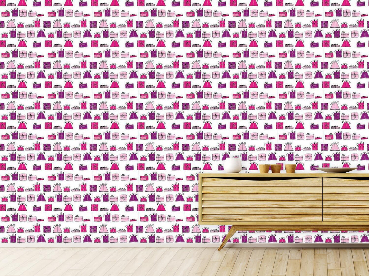 patterned-wallpaper-wishing-punch-pink