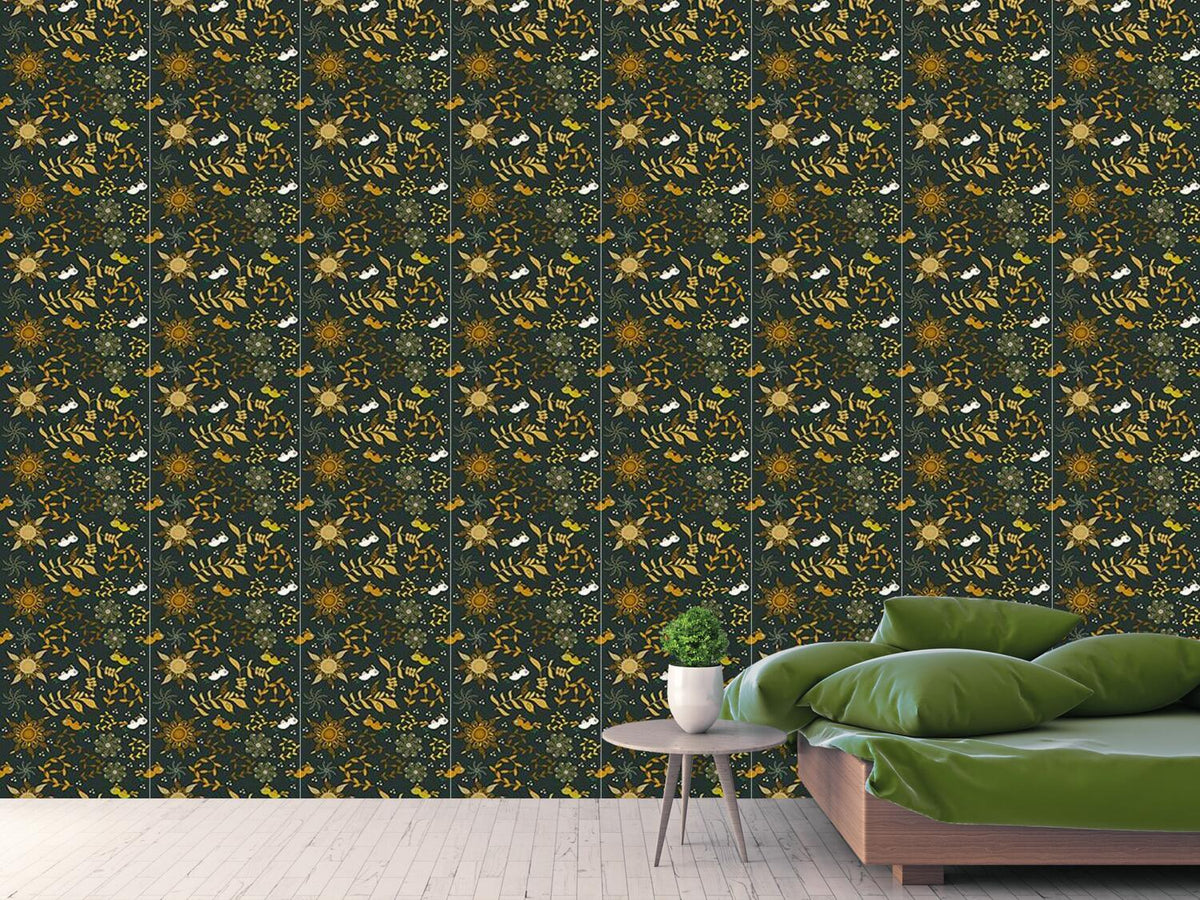 patterned-wallpaper-weird-birds-fly-at-night