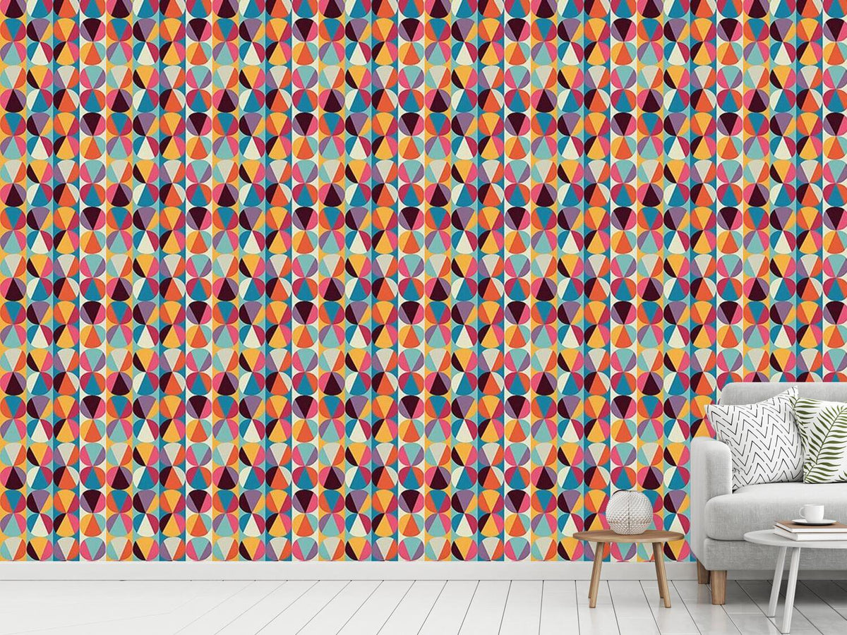 patterned-wallpaper-up-and-down-circles