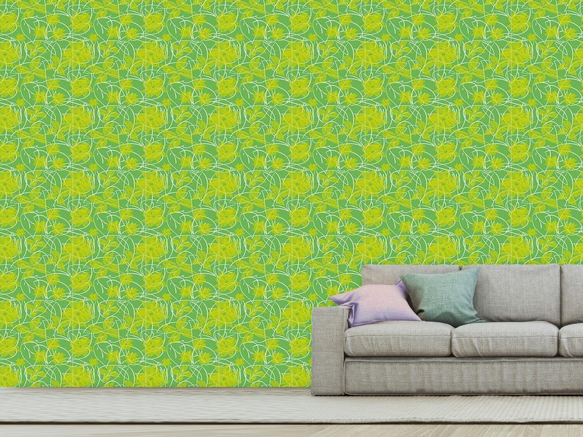 patterned-wallpaper-fresh-flowers