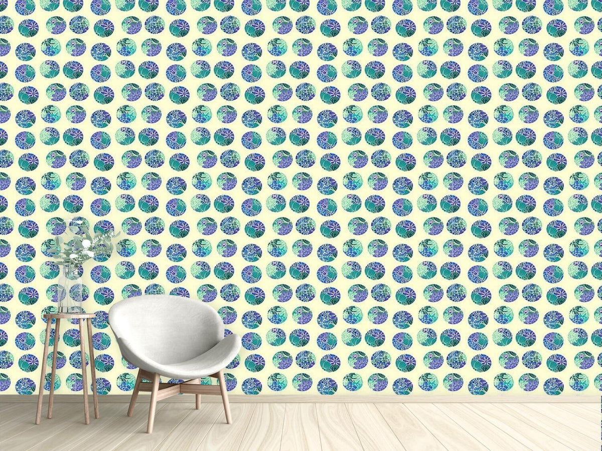 patterned-wallpaper-rusalkas-flower-circles