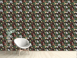 patterned-wallpaper-leaves-in-the-dark