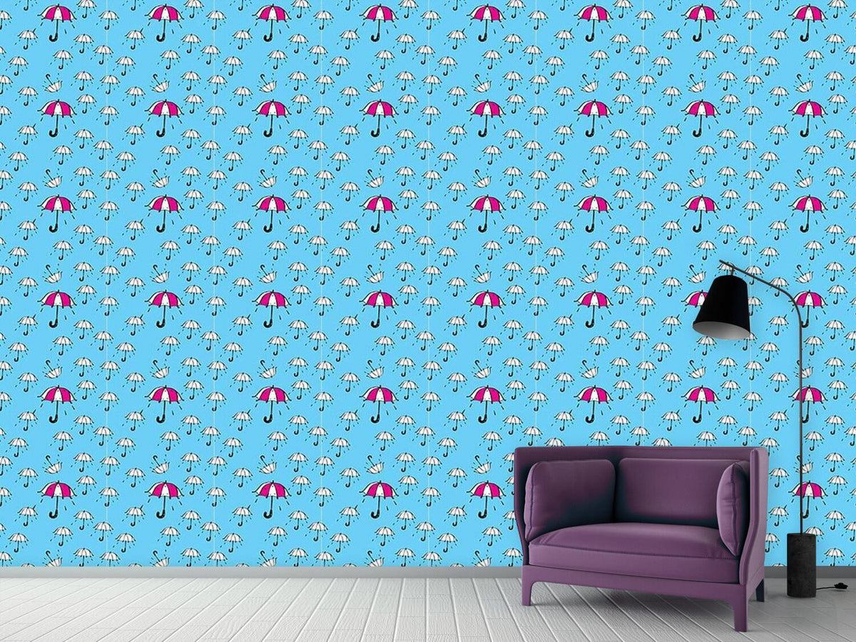 patterned-wallpaper-fun-in-the-rain